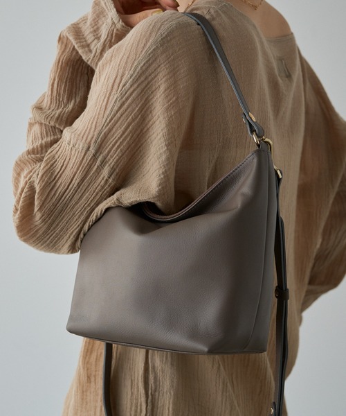 ソフトレザーシンプルショルダーバッグ (CE-1328)（ショルダーバッグ）｜russet（ラシット）