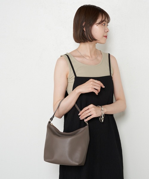 ソフトレザーシンプルショルダーバッグ (CE-1328)（ショルダーバッグ）｜russet（ラシット）