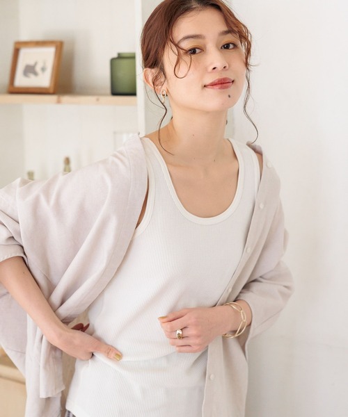 studio CLIP（スタディオクリップ）の「アソート気が利くタンクトップ[プラスサイズあり]（タンクトップ・レディース・スモーク/その他6/その他5/その他1/その他2/その他3/その他4/オフホワイト・MEDIUM/LARGE/X-LARGE/XX-LARGE/XXX-LARGE）」の2枚目の写真