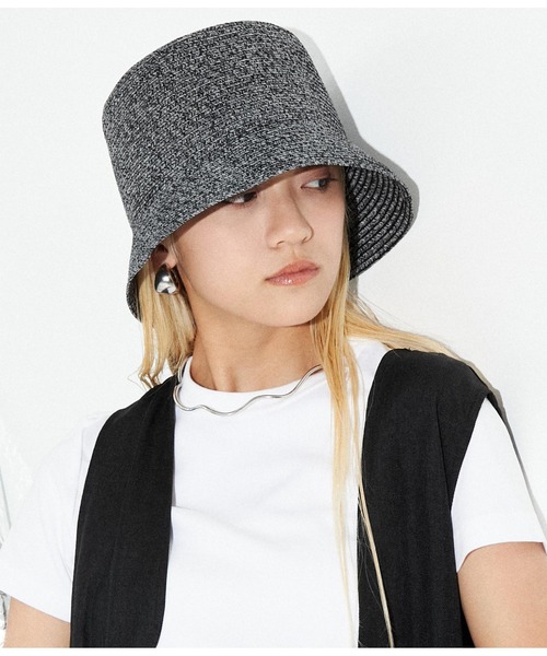 Settimissimo（セッティミッシモ）の「ハンドウォッシャブル ミックスカラー バケットハット 帽子（ハット・レディース・ブラック/ベージュ・FREE）」の2枚目の写真