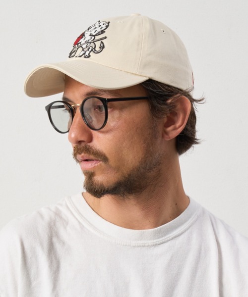 STUD MUFFIN（スタッドマフィン）の「STUD MUFFIN/スタッドマフィン/コットンツイル BABYLパッチ＆カギ編みクロス コットンローキャップ（キャップ・メンズ・チャコールグレー/オフホワイト・2/4）」の4枚目の写真