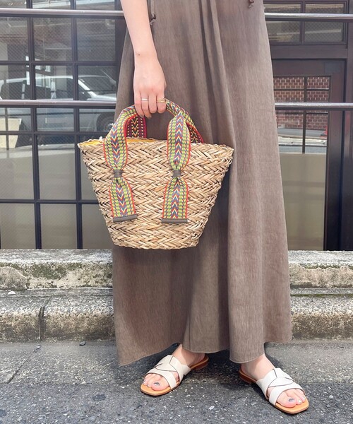 fredy emue（フレディエミュ）の「ジャガードテープカゴバッグ（かごバッグ・レディース・ブルー系その他7/イエロー系その他3・FREE）」の4枚目の写真