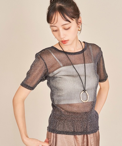 VIS(ビス)の「【洗える】シアーラメレイヤードTシャツ(Tシャツ/カットソー・レディース・グレー/ブラック/ピンク系その他2/オフホワイト・FREE)」の5枚目の写真