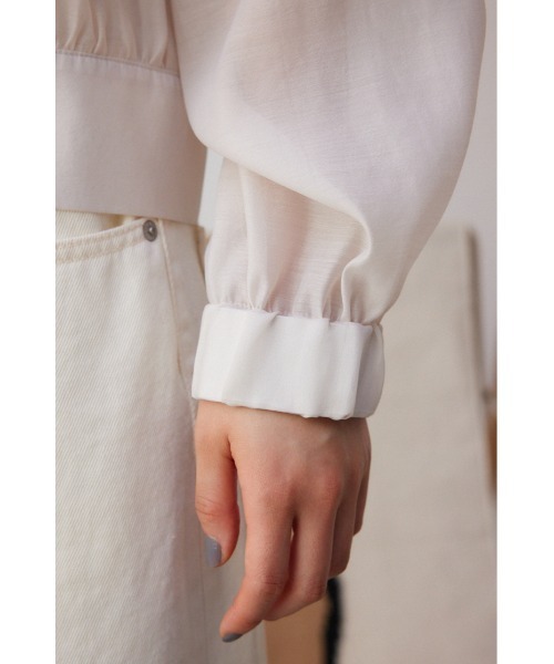 AZUL by moussy（アズールバイマウジー）の「シアーフーディーブルゾン（ブルゾン・レディース・アイボリー/ブラック/グレー・FREE）」の17枚目の写真
