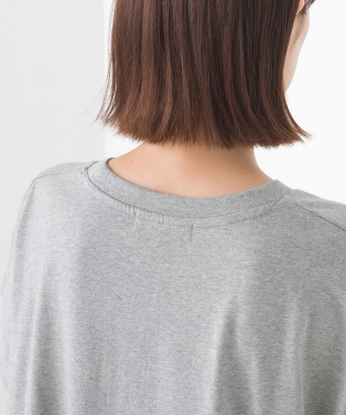 OMNES(オムネス)の「バイオポリウォッシュバッグフリルプルオーバーTシャツ(Tシャツ/カットソー・レディース・ブラック/ホワイト/ピンク/ネイビー/グレー・FREE)」の9枚目の写真