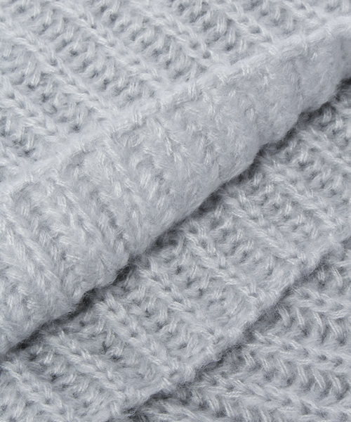 salut!（サリュ!）の「ﾎﾞﾘｭｰﾑﾆｯﾄｽﾇｰﾄﾞ（ストール/ショール・レディース・ベージュ/グレー・FREE）」の4枚目の写真