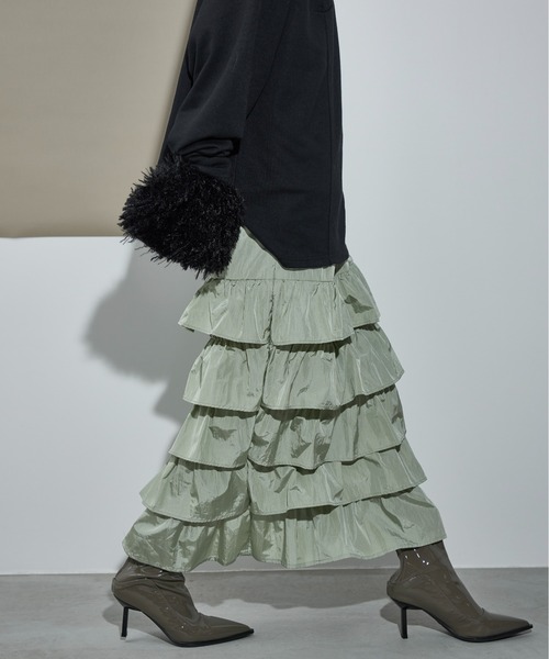 THE YOn（ザヨン）の「ナイロンフリルティアードスカート（スカート・レディース・セージグリーン/ブラック/シルバーグレー・FREE）」の3枚目の写真