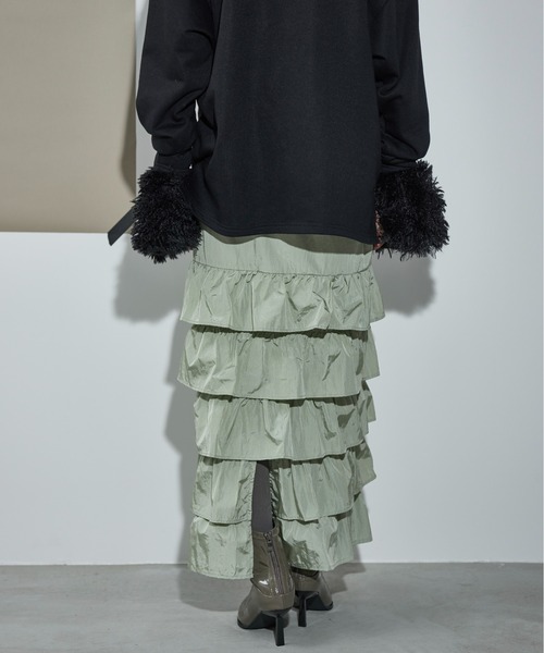 THE YOn（ザヨン）の「ナイロンフリルティアードスカート（スカート・レディース・セージグリーン/ブラック/シルバーグレー・FREE）」の9枚目の写真