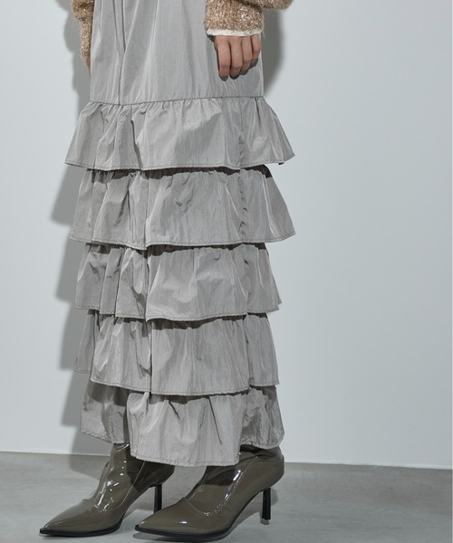 THE YOn（ザヨン）の「ナイロンフリルティアードスカート（スカート・レディース・セージグリーン/ブラック/シルバーグレー・FREE）」の15枚目の写真