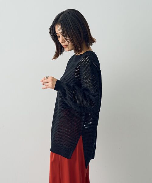 Editt by YECCA VECCA（エディットバイイェッカヴェッカ）の「ラメ混メッシュ編みニット（ニット/セーター・レディース・ブラック/グレイッシュベージュ/チャコールグレー・FREE）」の5枚目の写真