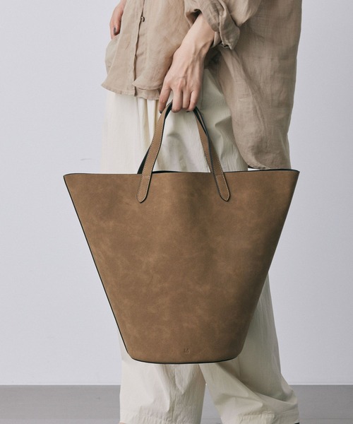 &MyuQ(アンドミューク)の「【&MyuQ】MATTETRA BAG(トートバッグ・レディース・ブラック/モカ・フリー)」の10枚目の写真