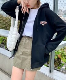 ワンポイントロゴ ジップ フーディー