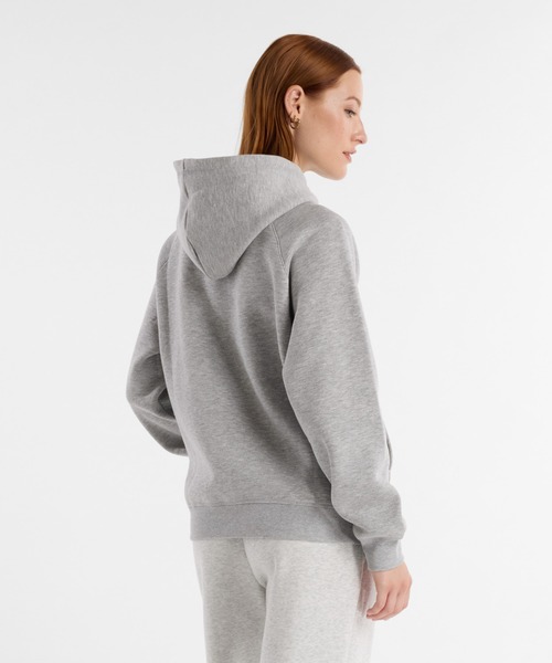 NEW BALANCE(ニューバランス)の「ニューバランス New Balance Sport フリースロゴフーディ_(裏起毛)(パーカー・レディース・ライトグレー/ネイビー/ブラック・S/M/L/XL)」の9枚目の写真