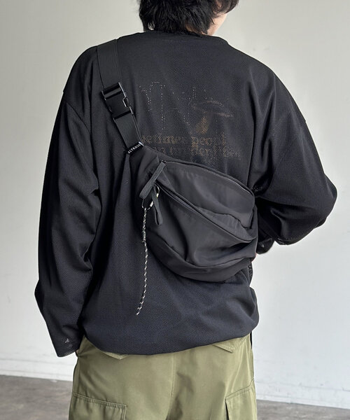 CPCM（シーピーシーエム）の「メッシュスピンドルロンT（Tシャツ/カットソー・レディース・ブラック/ネイビー・LARGE/MEDIUM/SMALL）」の9枚目の写真
