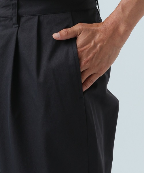 BAYFLOW（ベイフロー）の「【ストレッチ・シワ軽減】2タックツイルワイドパンツ（その他パンツ・メンズ・チャコールグレー/ベージュ・LARGE/MEDIUM）」の9枚目の写真