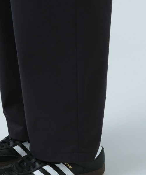 BAYFLOW（ベイフロー）の「【ストレッチ・シワ軽減】2タックツイルワイドパンツ（その他パンツ・メンズ・チャコールグレー/ベージュ・LARGE/MEDIUM）」の10枚目の写真
