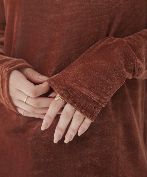 ANGIE（アンジー）の「シアー ベロア トップス（Tシャツ/カットソー・レディース・アイボリー/オリーブ/ライトグレー/ブラウン/グレー/ブラック/ライトピンク/ダークブラウン・FREE）」の12枚目の写真