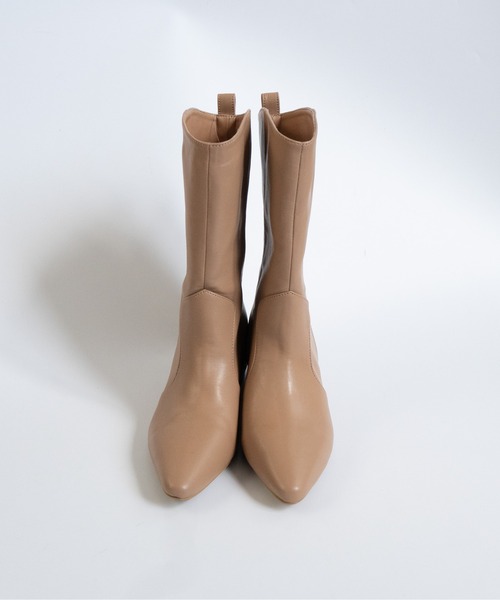 Fabby fabby(ファビィーファビィー)の「インヒールワイドシャフトミドルブーツ(ブーツ・レディース・ベージュ/ブラック・LARGE/MEDIUM/SMALL)」の11枚目の写真