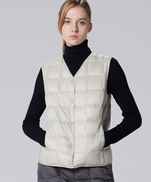 TAION（タイオン）の「【TAION(タイオン)】〈ウィメンズ〉ベーシック Vネックボタン インナーダウンベスト（ダウンベスト・メンズ）」