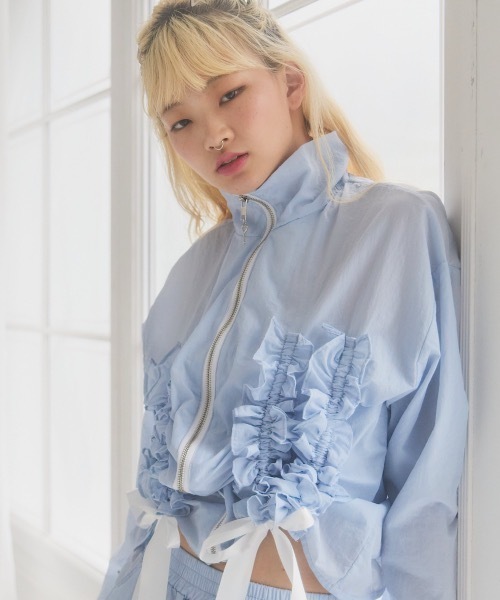 lilLilly（リルリリー）の「2wayフリルナイロンブルゾン（ブルゾン・レディース・ホワイト/ブラック/ブルー・FREE）」の3枚目の写真