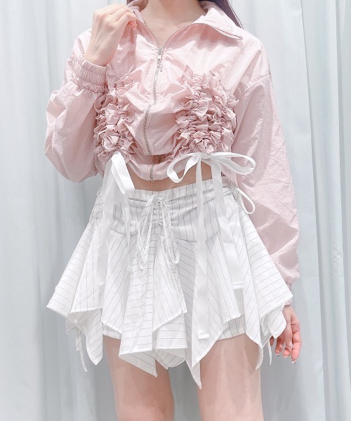 lilLilly（リルリリー）の「2wayフリルナイロンブルゾン（ブルゾン・レディース・ホワイト/ブラック/ブルー・FREE）」の4枚目の写真