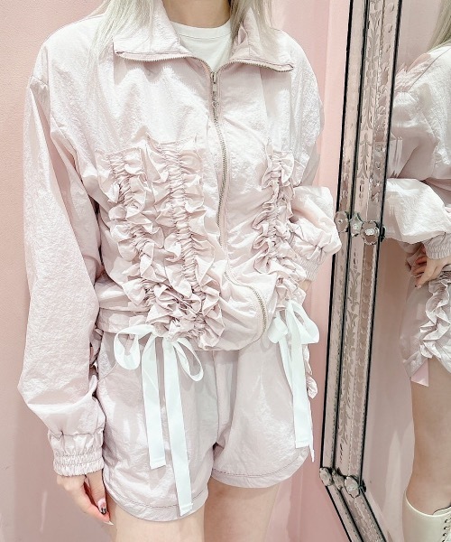 lilLilly（リルリリー）の「2wayフリルナイロンブルゾン（ブルゾン・レディース・ホワイト/ブラック/ブルー・FREE）」の15枚目の写真