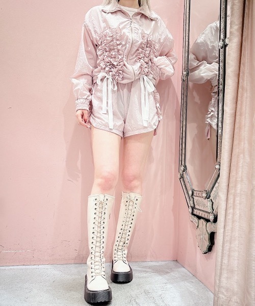 lilLilly（リルリリー）の「2wayフリルナイロンブルゾン（ブルゾン・レディース・ホワイト/ブラック/ブルー・FREE）」の12枚目の写真