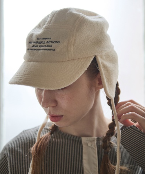 Crisp（クリスプ）の「フリースフライトキャップ（キャップ・レディース・アイボリー/ブラック・FREE）」の13枚目の写真