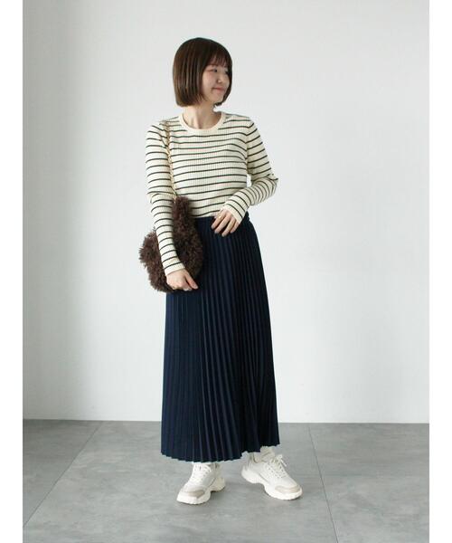 Lugnoncure（ルノンキュール）の「もちもちリブクルーネックニット（ニット/セーター・レディース・オフホワイト/ブラック/ホワイト・F）」の6枚目の写真