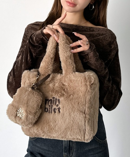 セール】【mily bilet】ふわふわのファーで魅了する。ミニポーチ付き