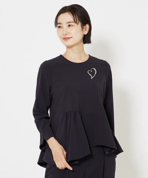 qualite（カリテ）の「【セレモニー/オケージョン】ペプラムギャザーアシメブラウス/オフィスカジュアル（シャツ/ブラウス・レディース・アイボリー/ダークネイビー・38/36）」の6枚目の写真