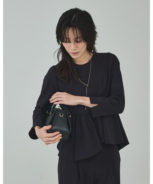 qualite（カリテ）の「【セレモニー/オケージョン】ペプラムギャザーアシメブラウス/オフィスカジュアル（シャツ/ブラウス・レディース・アイボリー/ダークネイビー・38/36）」の5枚目の写真