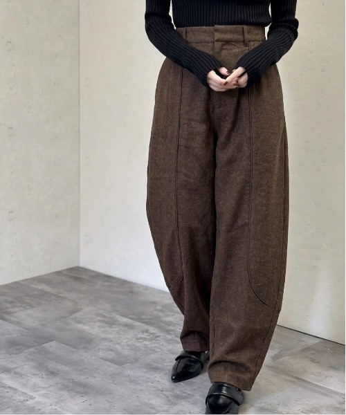 Per sist ence(パーシエンス)の「ウールライクパイピングカーブパンツ(その他パンツ・レディース・チャコールグレー/ブラック/ブラウン・FREE)」の1枚目の写真