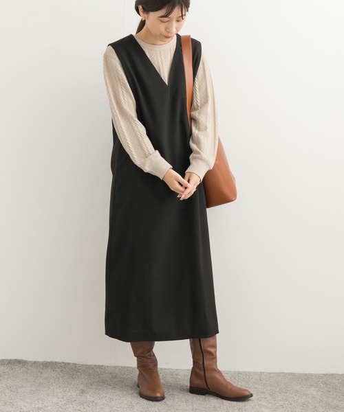 URBAN RESEARCH DOORS（アーバンリサーチドアーズ）の「『UR TECH』ストレートラインジャンパースカート（ワンピース・レディース・ブラック/チャコールグレー・SMALL/MEDIUM）」の7枚目の写真