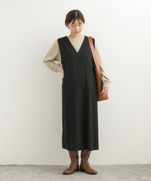 URBAN RESEARCH DOORS（アーバンリサーチドアーズ）の「『UR TECH』ストレートラインジャンパースカート（ワンピース・レディース・ブラック/チャコールグレー・SMALL/MEDIUM）」の11枚目の写真