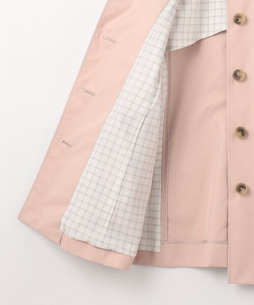 J.PRESS Ladies（J.プレス レディス）の「【撥水・WEB限定カラーあり】コットンポリエステル ツイル ショート コート（ステンカラーコート・レディース・ライトグレー系/イエロー系/ネイビー系/ピンク系・XS/S）」の6枚目の写真