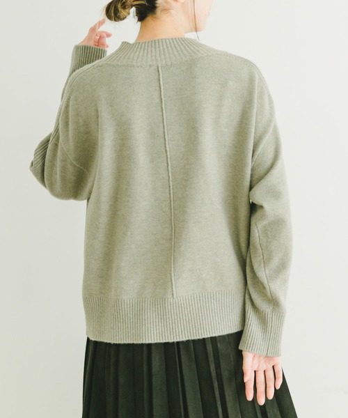 ITEMS URBANRESEARCH(アイテムズ アーバンリサーチ)の「ショルダーリブハイネックニット(ニット/セーター・レディース・チャコールグレー/オフホワイト/ベージュ/ミント・FREE)」の10枚目の写真