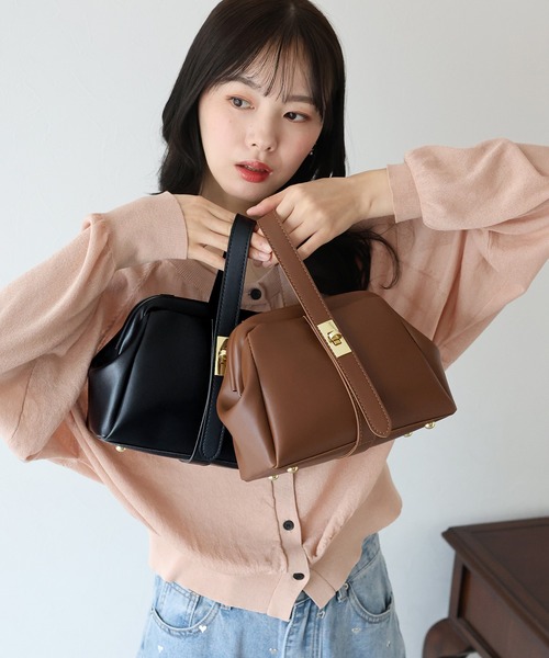 BLUEEAST（ブルーイースト）の「ワンハンドルがま口バッグ（ハンドバッグ・レディース・ブラウン/ブラック・FREE）」の2枚目の写真