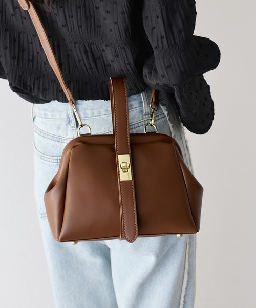 BLUEEAST（ブルーイースト）の「ワンハンドルがま口バッグ（ハンドバッグ・レディース・ブラウン/ブラック・FREE）」の21枚目の写真