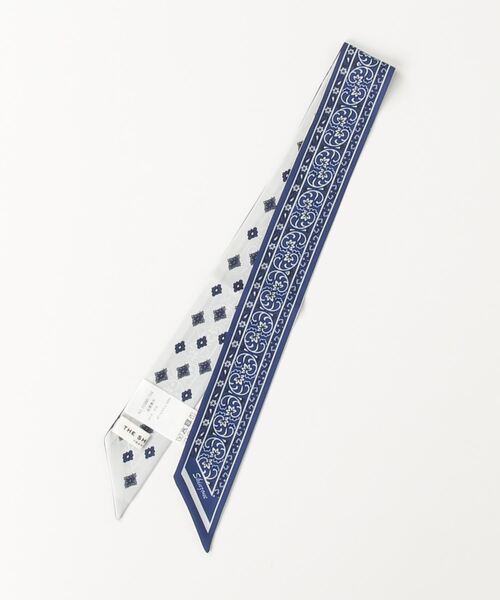 THE SHINZONE(ザ シンゾーン)の「THE SHINZONE BANDANA PRINTED NARROW SCARF 25SMSIT04(バンダナ/スカーフ・レディース・ネイビー/バーガンディー・FREE)」の5枚目の写真