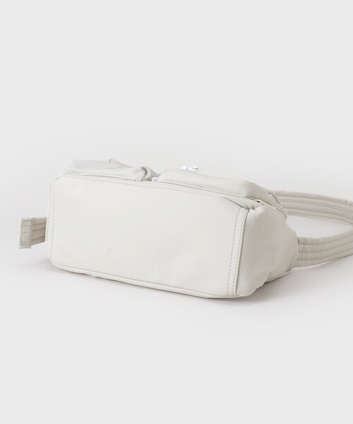 THE SHOP TK （ザ ショップ ティーケー ）の「立体多ポケットミニショルダーバッグ（ショルダーバッグ・レディース・ブラック/グレー・00）」の7枚目の写真