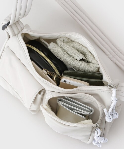 THE SHOP TK （ザ ショップ ティーケー ）の「立体多ポケットミニショルダーバッグ（ショルダーバッグ・レディース・ブラック/グレー・00）」の10枚目の写真