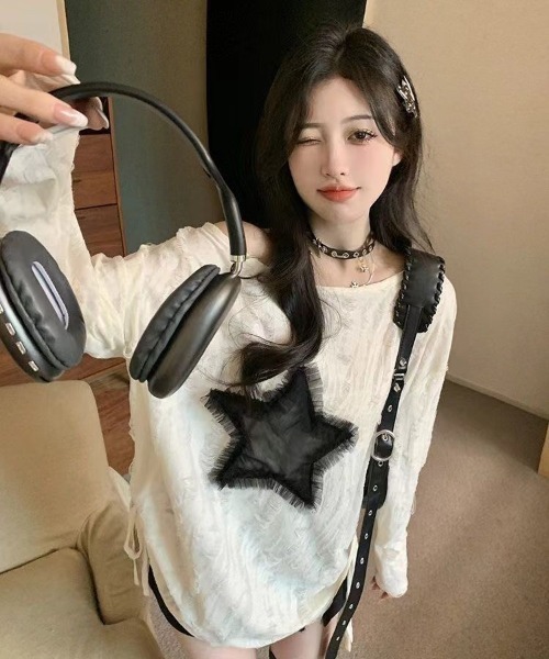 DEVICE(デバイス)の「ダメージ スター ルーズ トップス ギャザー デザイン 韓国 ストリート y2k 古着風 長袖 Tシャツ ロンT(Tシャツ/カットソー・レディース・チャコールグレー/ホワイト・FREE)」の8枚目の写真
