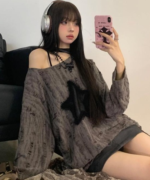 DEVICE(デバイス)の「ダメージ スター ルーズ トップス ギャザー デザイン 韓国 ストリート y2k 古着風 長袖 Tシャツ ロンT(Tシャツ/カットソー・レディース・チャコールグレー/ホワイト・FREE)」の11枚目の写真