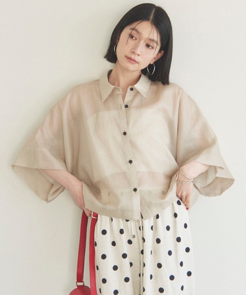 Doux archives(ドゥアルシーヴ)の「シアーチンツドルマンシャツ(シャツ/ブラウス・レディース・ブラック/ブルーグリーン/ベージュ・FREE)」の2枚目の写真
