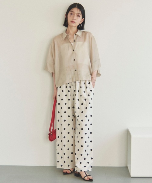 Doux archives(ドゥアルシーヴ)の「シアーチンツドルマンシャツ(シャツ/ブラウス・レディース・ブラック/ブルーグリーン/ベージュ・FREE)」の4枚目の写真