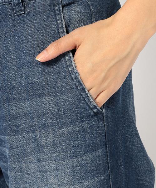 23区（ニジュウサンク）の「23区denimウォッシュドスラブデニム ワイドパンツ（デニムパンツ・レディース・ダルブルー系・48/46/50/44）」の5枚目の写真
