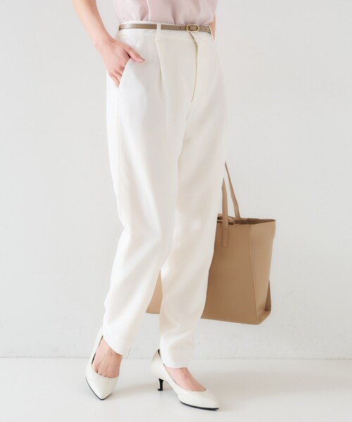 UNTITLED（アンタイトル）の「【オンオフ/ストレッチ】ツイルテーパードパンツ（その他パンツ・レディース・オフホワイト/ブラック/ブラウン系その他/ナチュラル・00/01/02/03/04/42/44/46/48/50）」の6枚目の写真