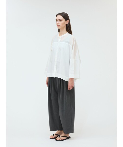 mizuiroind(ミズイロインド)の「mizuiro ind スタンドカラーシアーシャツ(シャツ/ブラウス・レディース・ブラック/オフホワイト/チャコールグレー/ネイビー・FREE)」の13枚目の写真