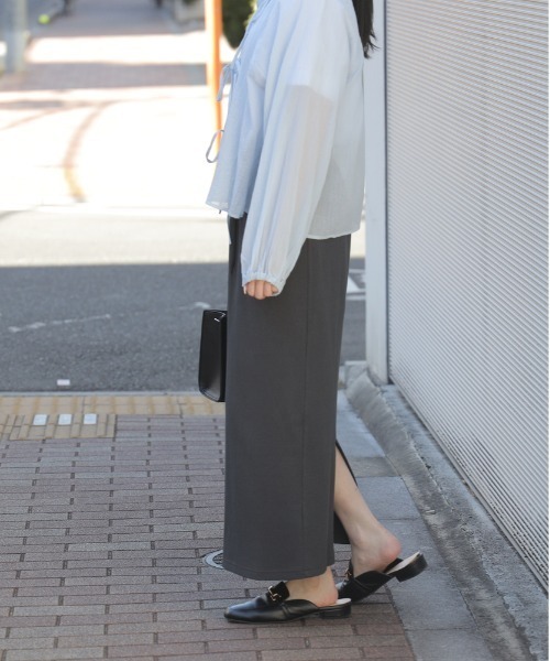 Right-on（ライトオン）の「【HONEYSUCKLE ROSE】リブタイトスカート（スカート・レディース・ダークグレー/グレー/ライトグレー/ブラック・M/L）」の4枚目の写真